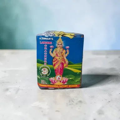 4" Deluxe Lakshmi